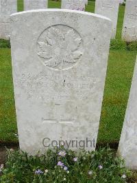 Etaples Military Cemetery - De La Rochelle, Wilmot Marion